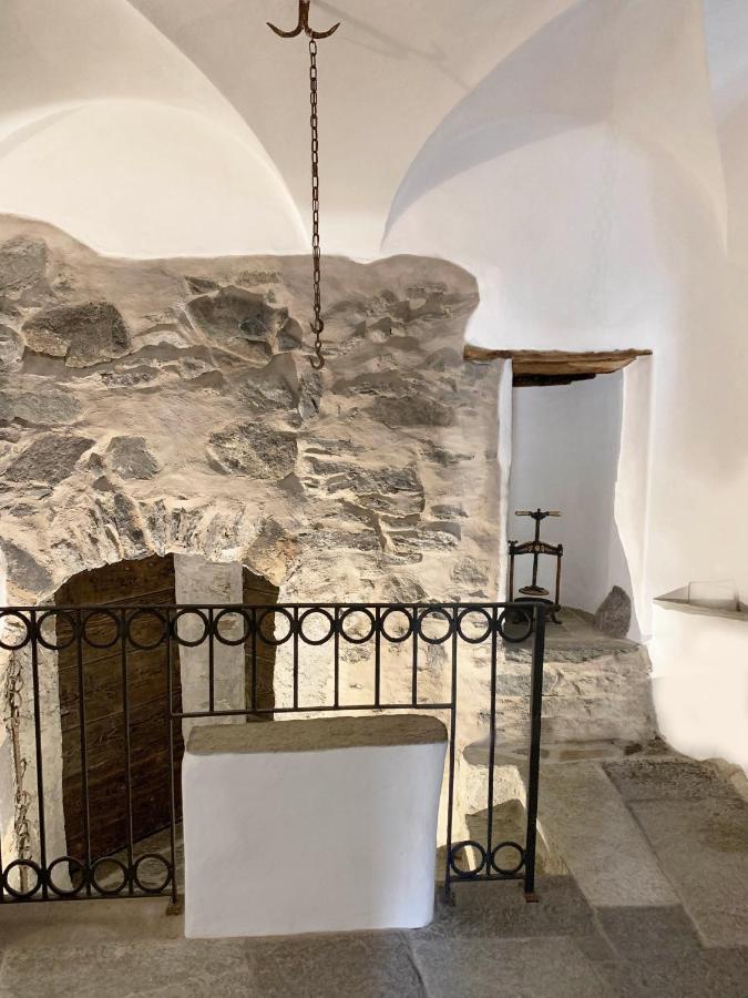 Antica Torre Appartement Sondrio Buitenkant foto